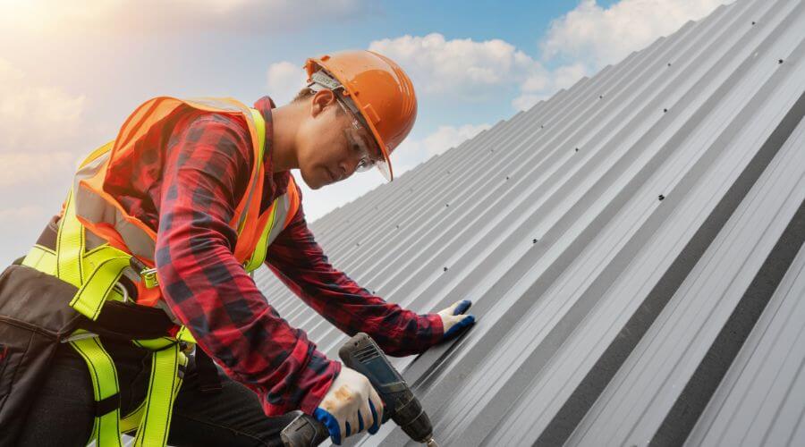 Professional Emergency Roof Repairs services in Big Bend, WV
